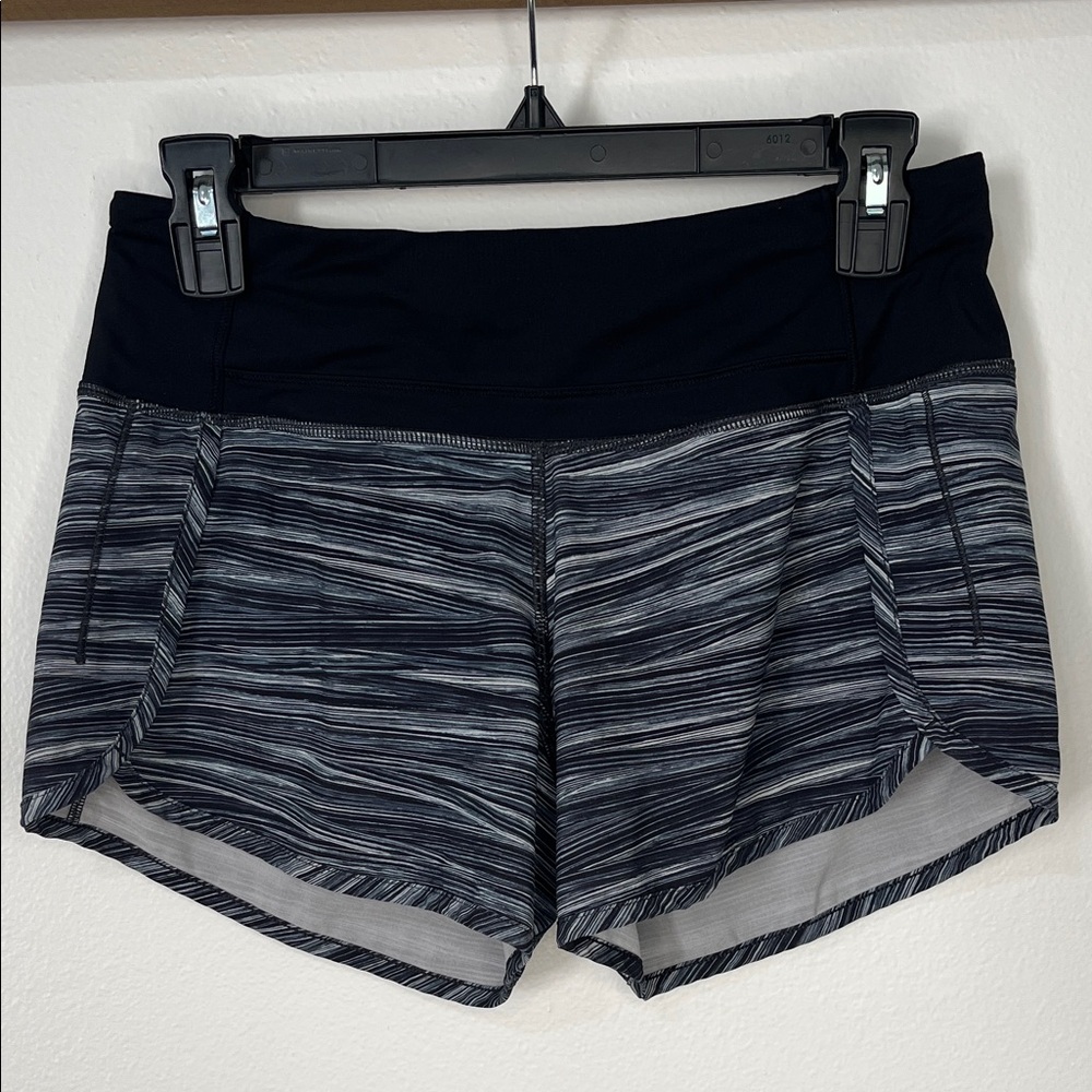 Lululemon speed short Black & Gray Striped size 4